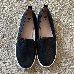 H&M Black Pebbled Loafers/Slide-ons